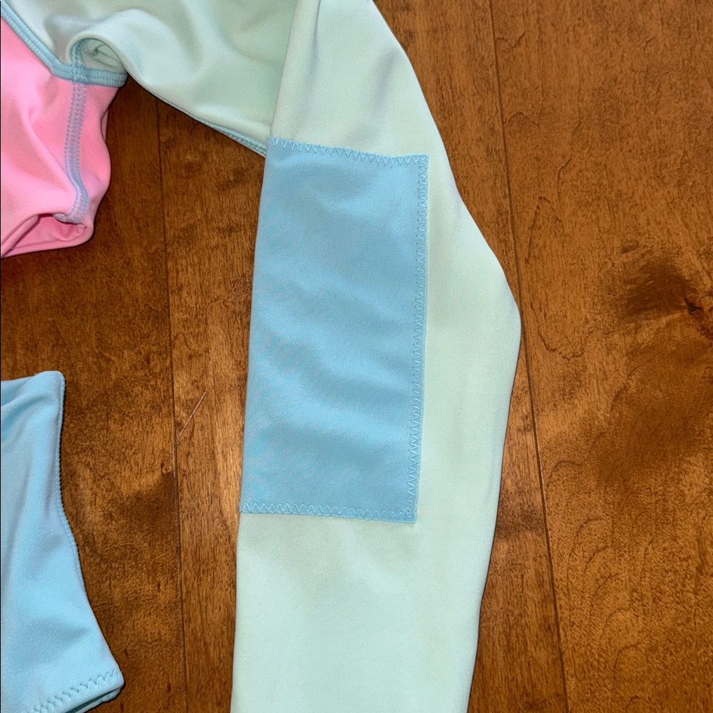 LoveShackFancy x Hurley Women's Colorblock One Piece Long Sleeved Surf Suit - Picture 4 of 13